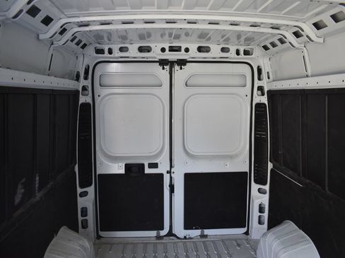 Used 2026 RAM ProMaster 2500 w/ Convenience Group FWD image 20