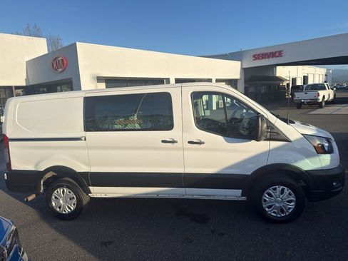 Used 2024 Ford Transit 250 Low Roof w/ Exterior Upgrade Package image 21