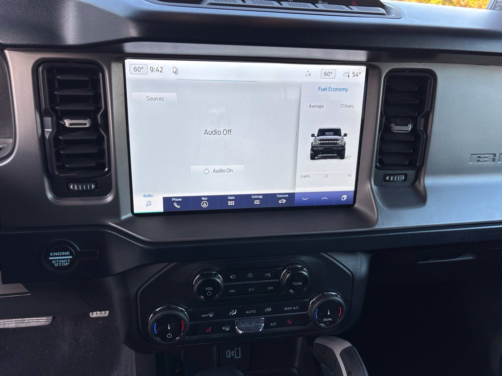 Used 2022 Ford Bronco Outer Banks w/ Sasquatch Package AWD/4WD image 18