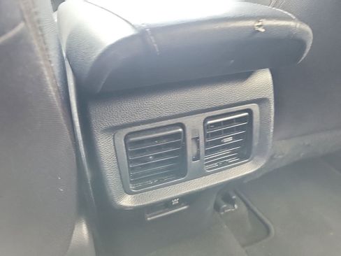 Used 2021 Toyota Venza LE image 24