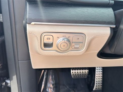 New 2026 Mercedes-Benz GLS 450 4MATIC image 23