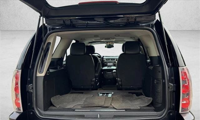 Used 2013 GMC Yukon Denali AWD/4WD image 7