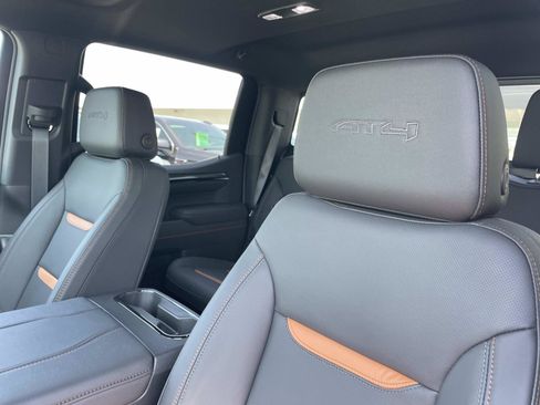 New 2026 GMC Sierra 1500 AT4 w/ AT4 Premium Package AWD/4WD image 23