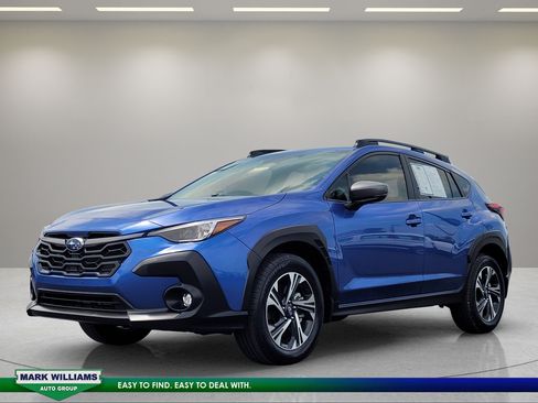 Used 2025 Subaru Crosstrek 2.5i Premium AWD/4WD image 8