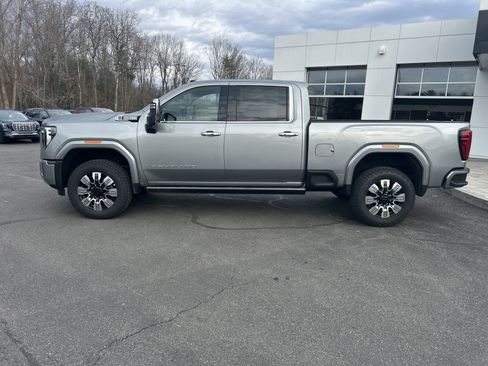 New 2026 GMC Sierra 2500 Denali w/ Denali Reserve Package image 2