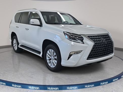 Used 2021 Lexus GX 460 Premium w/ Premium Package image 4