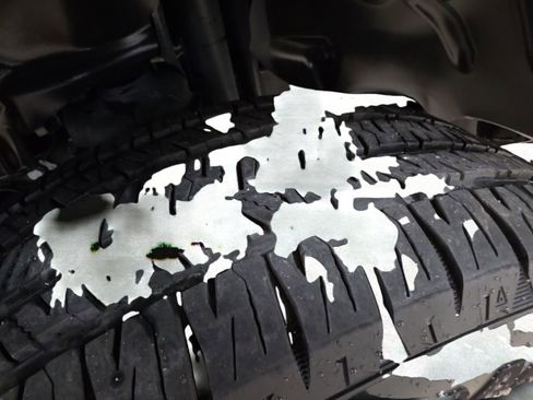 Certified 2025 Jeep Wrangler Unlimited Sahara w/ Safety Group image 23