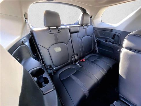 Used 2024 Honda Pilot EX-L image 30