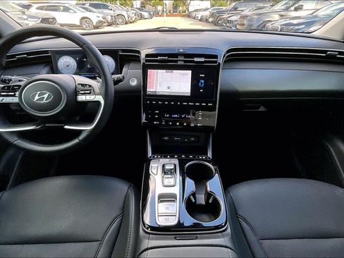 Used 2024 Hyundai Tucson Limited image 15