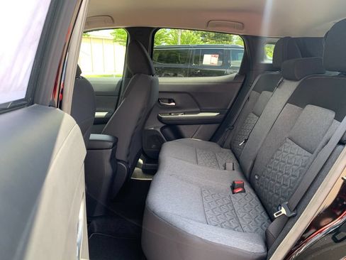 New 2026 Nissan Kicks SV w/ Cold Weather Package FWD image 21