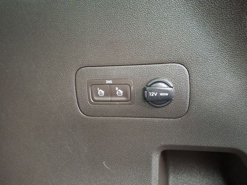 Used 2020 Hyundai Santa Fe Limited image 31