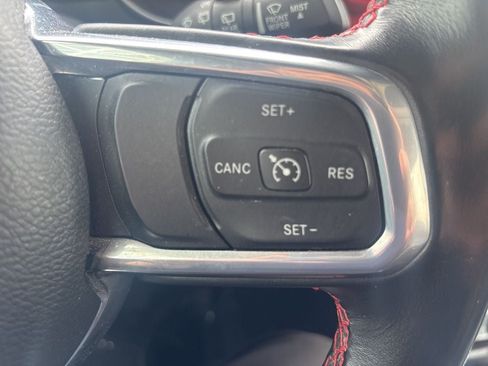 Used 2022 Jeep Wrangler Unlimited Rubicon w/ Dual Top Group AWD/4WD image 21