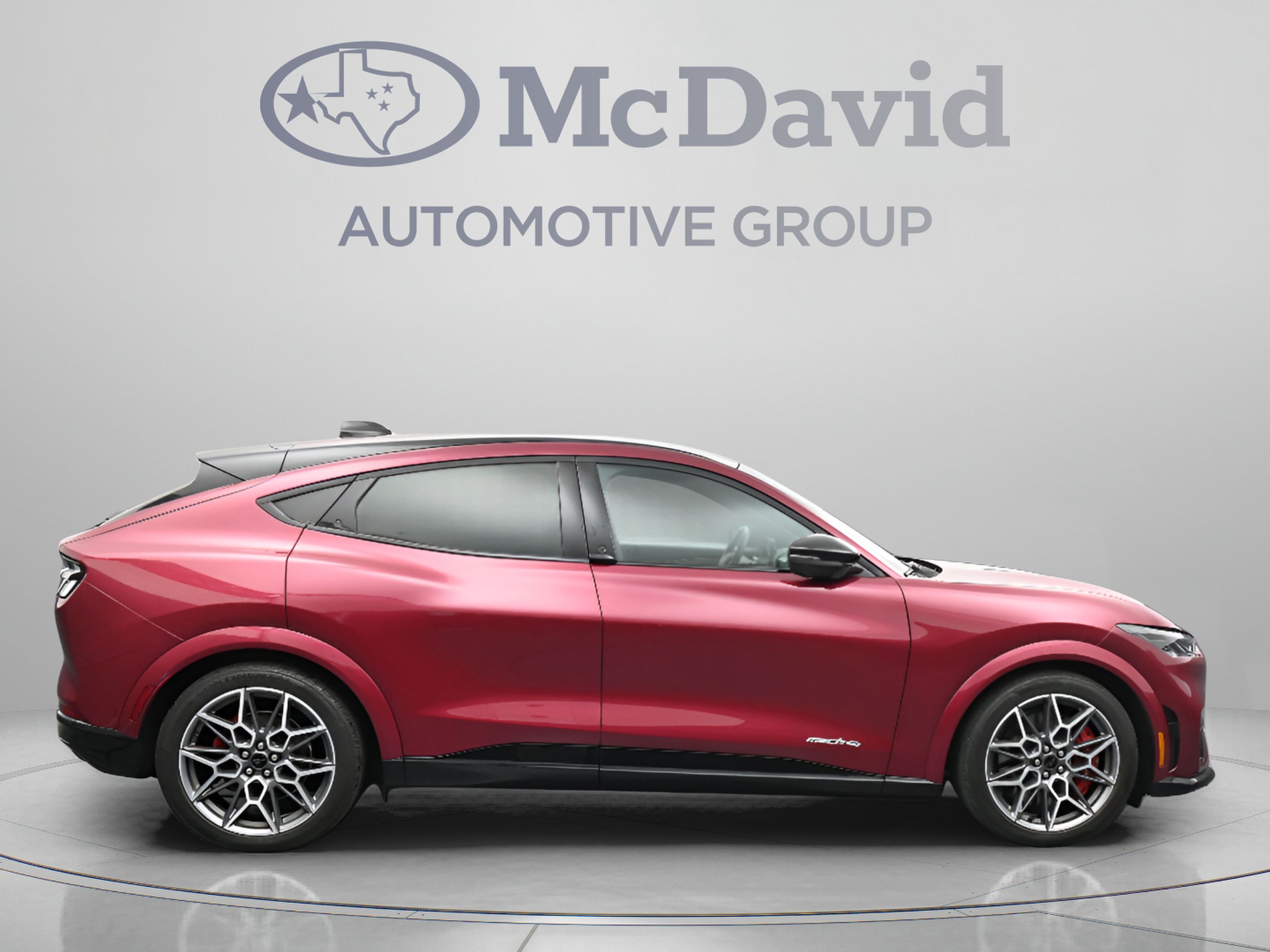 Used 2025 Ford Mustang Mach-E GT AWD/4WD image 9