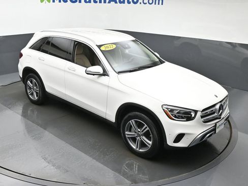 Used 2022 Mercedes-Benz GLC 300 4MATIC image 3