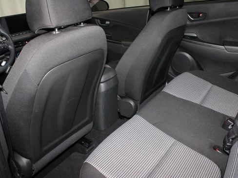 Used 2022 Hyundai Kona SE FWD image 20