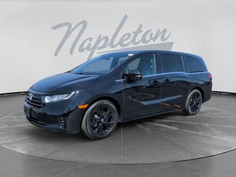 Used 2024 Honda Odyssey Sport image 9