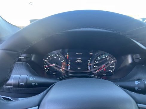 New 2026 Jeep Compass Latitude image 19