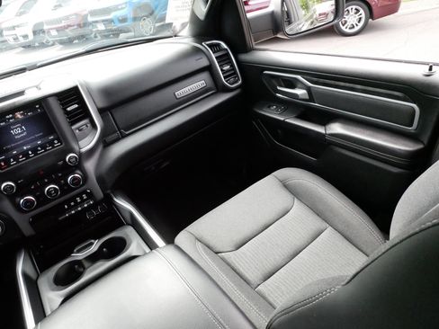 Used 2020 RAM 1500 Big Horn AWD/4WD image 11