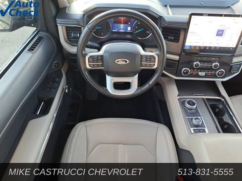 Used 2024 Ford Expedition Limited AWD/4WD image 11
