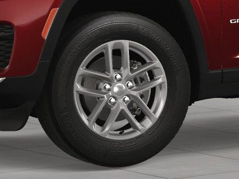 New 2025 Jeep Grand Cherokee Laredo X w/ Luxury Tech Group I image 12