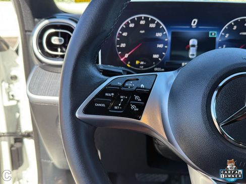 Used 2024 Mercedes-Benz C 300 Sedan image 26