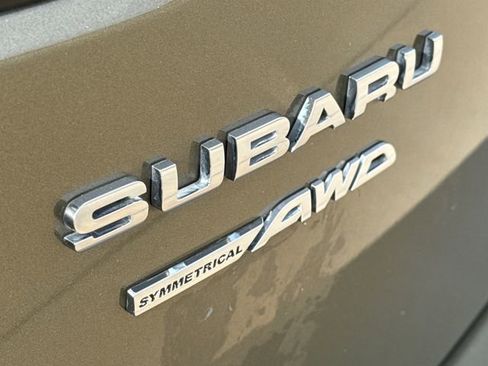 Used 2025 Subaru Outback Premium image 10