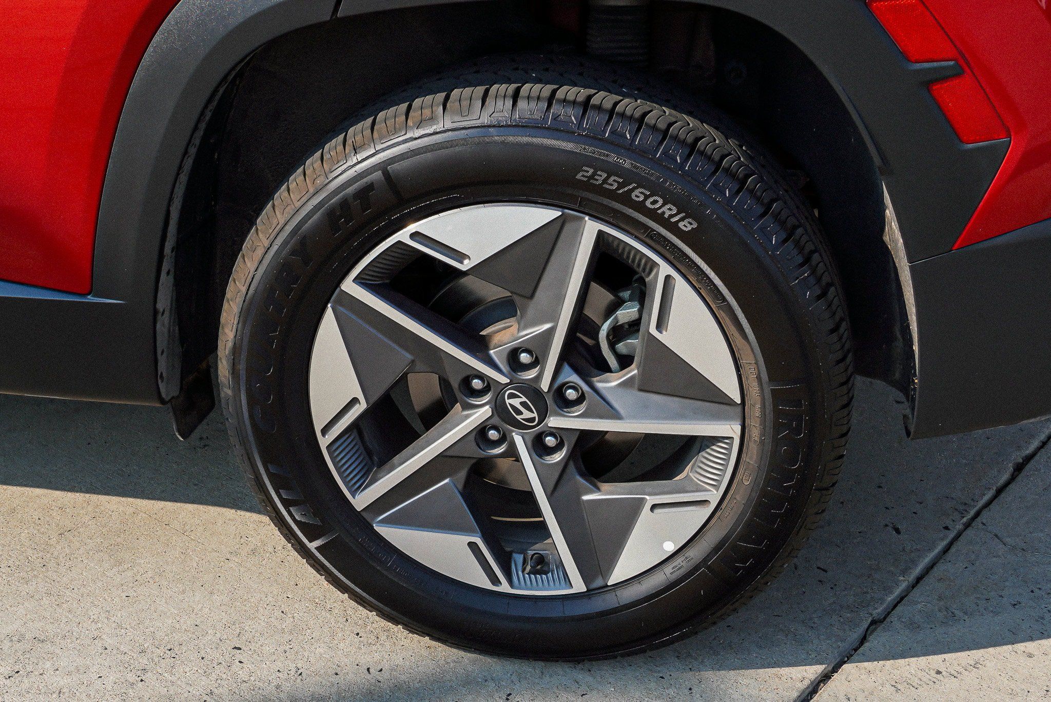 Used 2025 Hyundai Tucson SEL AWD/4WD image 13