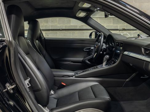 Used 2018 Porsche 911 Carrera image 47