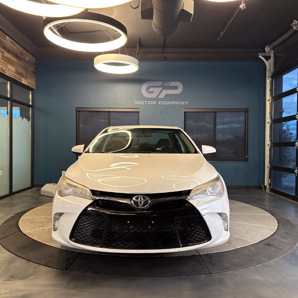 Used 2017 Toyota Camry SE FWD image 8
