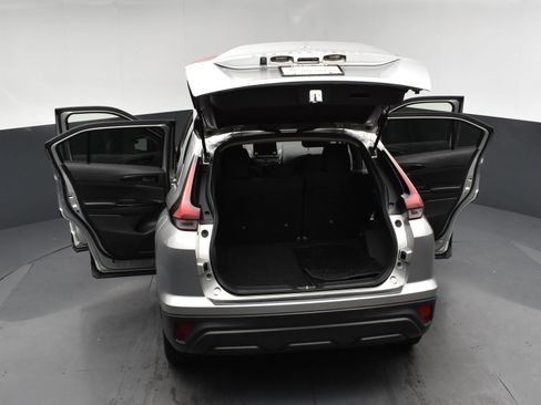 Used 2023 Mitsubishi Eclipse Cross LE AWD/4WD image 23