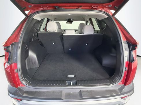 Used 2025 Hyundai Tucson SEL FWD image 30