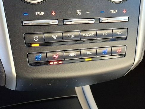 Used 2019 Lincoln MKC Reserve image 12