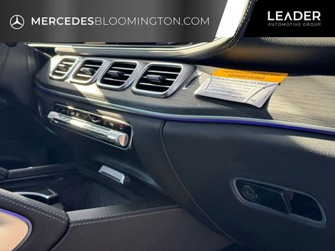 Used 2025 Mercedes-Benz GLS 450 4MATIC image 42