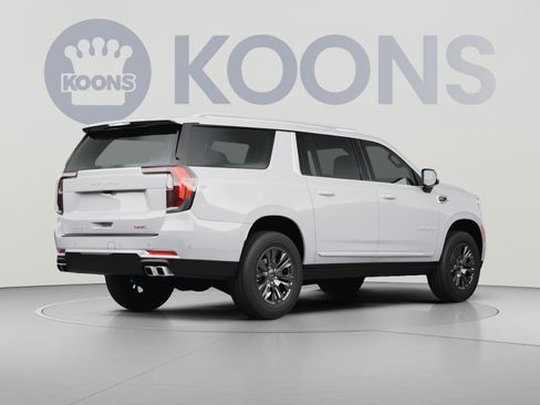 New 2026 GMC Yukon XL Denali w/ Denali Reserve Package AWD/4WD image 4