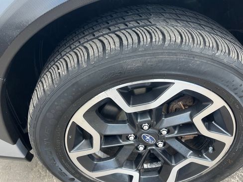Used 2017 Subaru Crosstrek 2.0i Premium AWD/4WD image 22