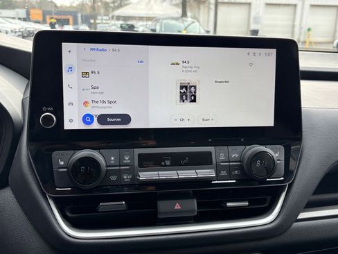 Used 2025 Toyota Grand Highlander XLE image 21