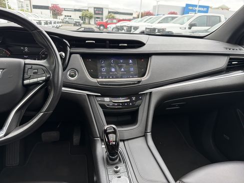 Used 2023 Cadillac XT6 Luxury AWD/4WD image 31