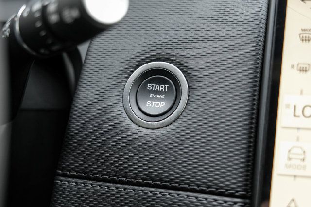 Used 2026 Land Rover Discovery Sport Landmark AWD/4WD image 26