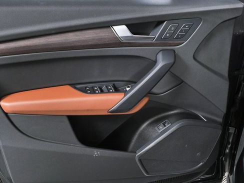 Used 2023 Audi Q5 2.0T Premium w/ Convenience Package image 6