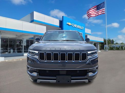 Used 2024 Jeep Wagoneer Series II AWD/4WD image 2