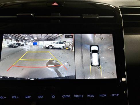 Used 2022 Hyundai Tucson Limited AWD/4WD image 25