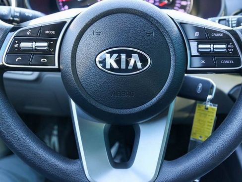 Used 2020 Kia Forte LXS image 24