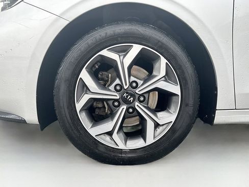 Used 2020 Kia Forte LXS FWD image 26