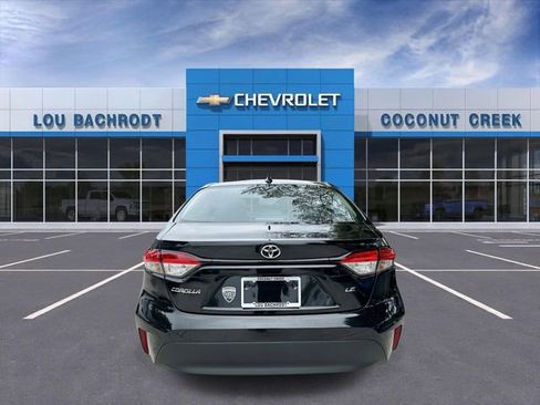 Used 2023 Toyota Corolla LE FWD image 7
