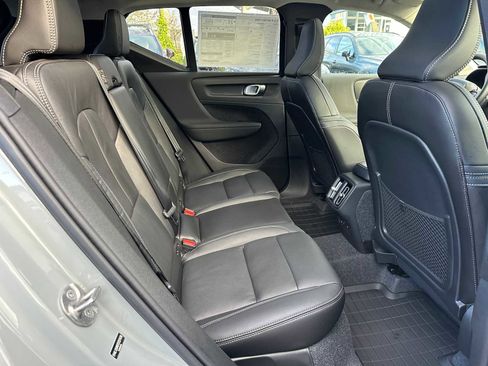 New 2026 Volvo XC40 B5 Ultra w/ Climate Package image 12