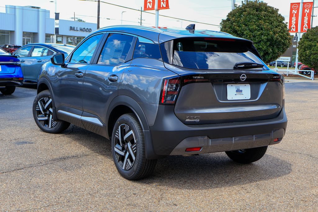 New 2027 Nissan Kicks SV FWD image 2