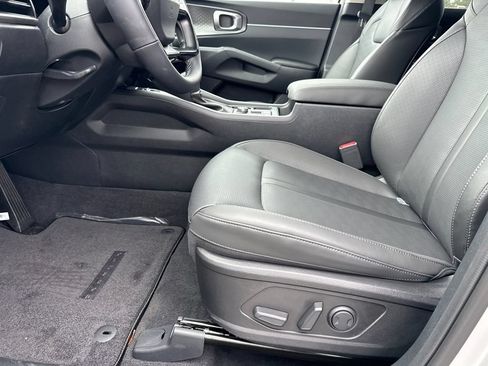 New 2026 Kia Sorento EX AWD/4WD image 10