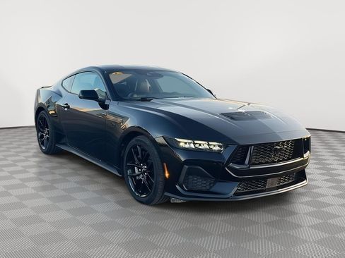 Certified 2025 Ford Mustang GT Premium image 2