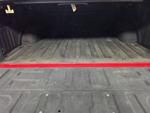 Used 2016 Ford F150 XLT w/ Equipment Group 302A Luxury AWD/4WD image 17
