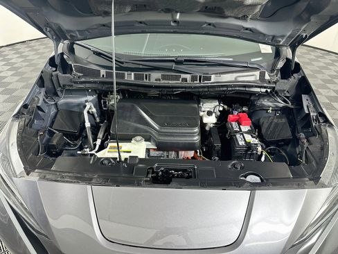 Used 2024 Nissan Leaf S FWD image 32